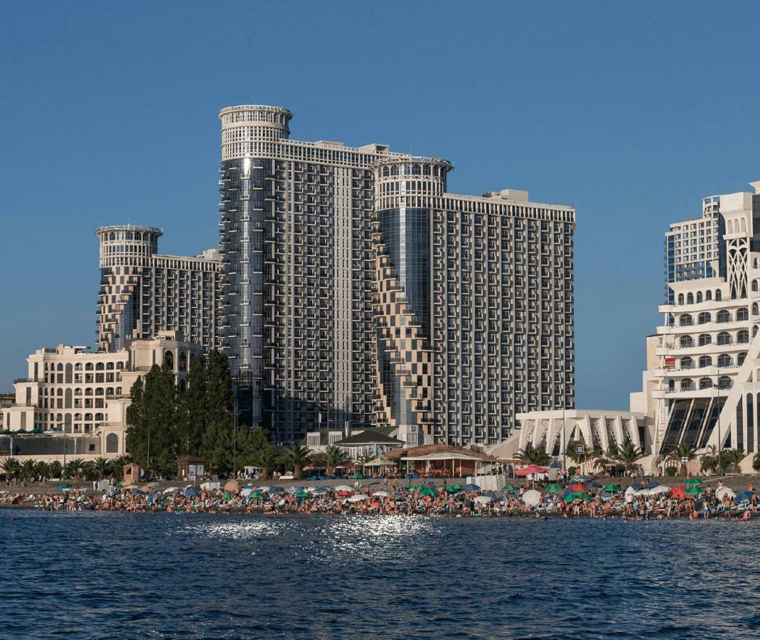 Orbi Apartment Ruslan Batumi Exterior photo